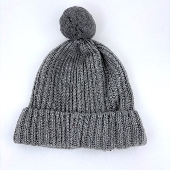 Victorias Secret Gray Knit Beanie With Pom & Rhinestone Snowflake Accents - Picture 2 of 7